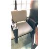 Image 1 : MAHOGANY FRAMED CLIENT CHAIR