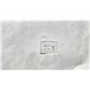 Image 2 : WHITE 42" ROUND TABLE