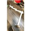 Image 1 : 2 SINGLE MONITOR ARMS