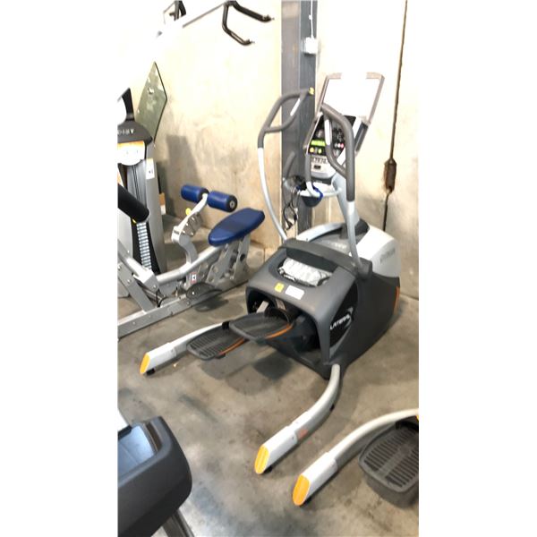 OCTANE FITNESS LATERAL ELLIPTICAL MACHINE