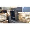 Image 3 : GREY 60" X 20" CREDENZA, HUTCH AND 2 OVER HEAD STORAGE UNITS