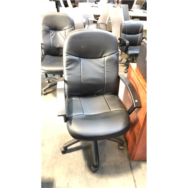 BLACK LOOP ARM HI-BACK EXEC. CHAIR