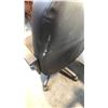 Image 2 : BLACK LOOP ARM HI-BACK EXEC. CHAIR WITH COSMETIC DAMAGE
