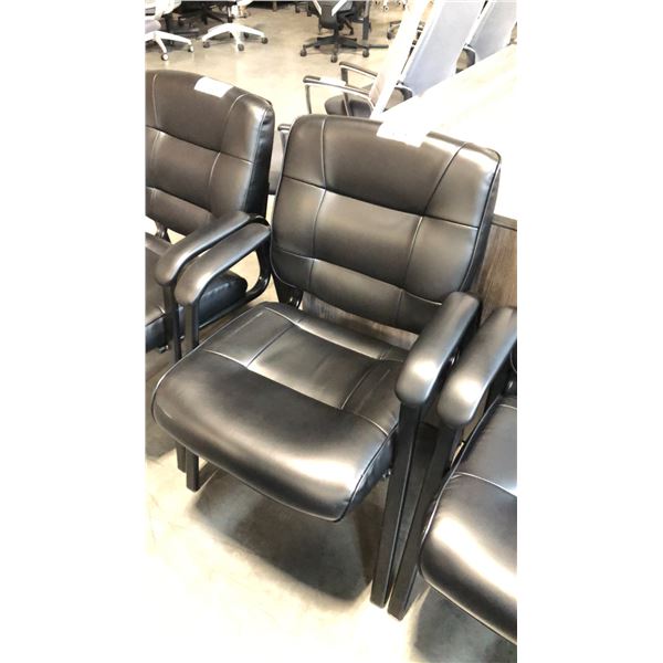 BLACK CLIENT CHAIR