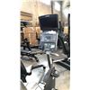 Image 2 : LIFEFITNESS RECUMBENT STATIONARY BIKE