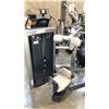 Image 2 : LIFE FITNESS SS-TR TORSO ROTATION MACHINE