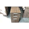 Image 3 : ASH 72" X 96" U-SHAPE CORNER TABLE C/W HUTCH AND MOBILE PEDESTAL
