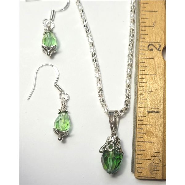 11)  SOFT GREEN AUSTRIAN CRYSTAL PENDANT &