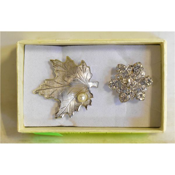 2 SILVER TONE LADIES VINTAGE STYLE BROOCHES