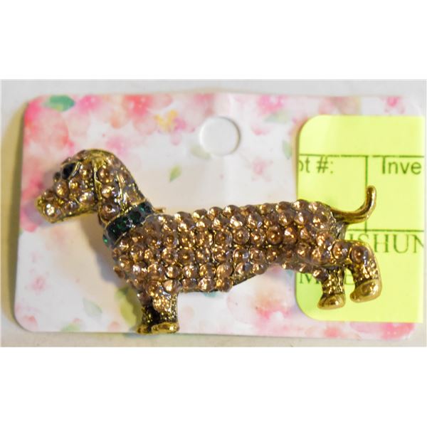 DACHSHUND BROOCH  FILLED WITH AMBER