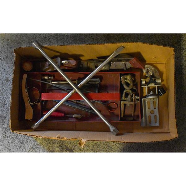 VINTAGE TOOLS ASSORTED BOX LOT