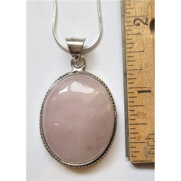 20)  NATURAL ROSE QUARTZ PENDANT ON