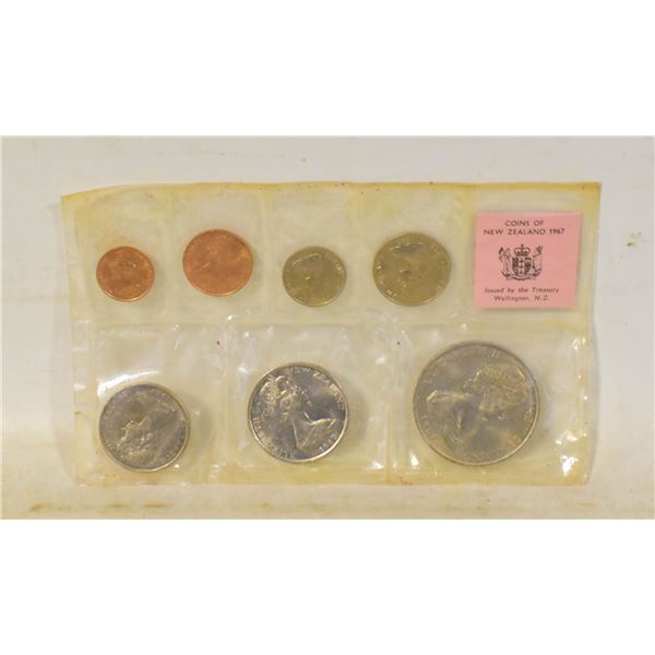 ROYAL LONDON MINT 1967 COINS OF NEW ZEALAND