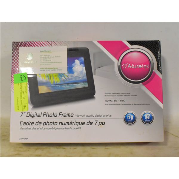 ALURATEK 7" DIGITAL PHOTO FRAME