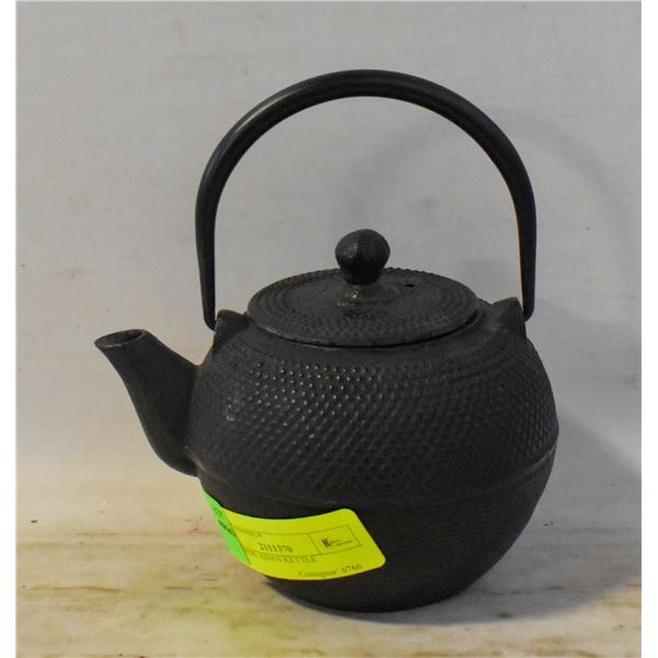 CAST IRON ASIAN KETTLE