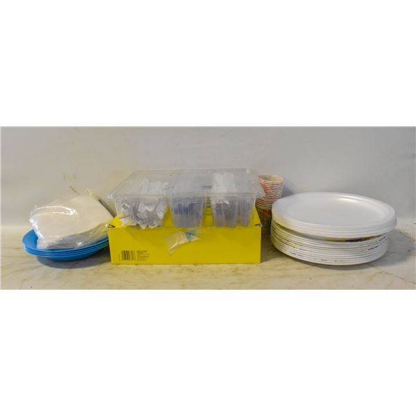 SOFT BAG WITH PLASTIC CUTLERY & PLATES