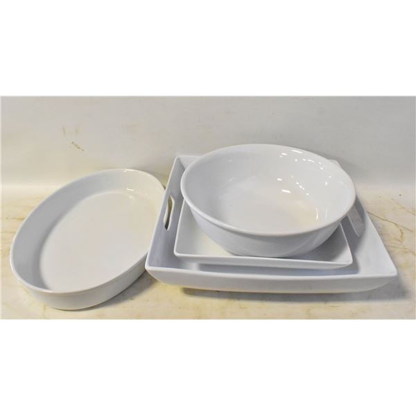 LARGE WITH SERVING DISHES - ESTATE
