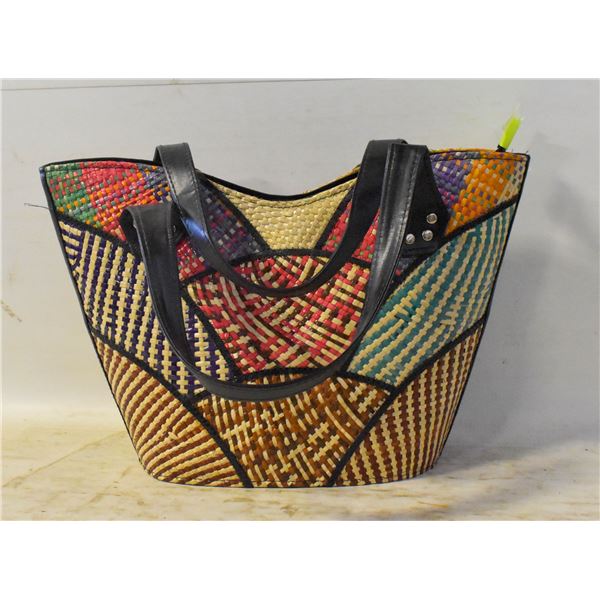 LARGE STRAW BAG