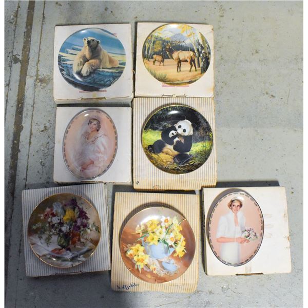 VINTAGE DECORATIVE PLATES