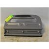 Image 1 : STAPLES HD TRIPLE HOLE PUNCH