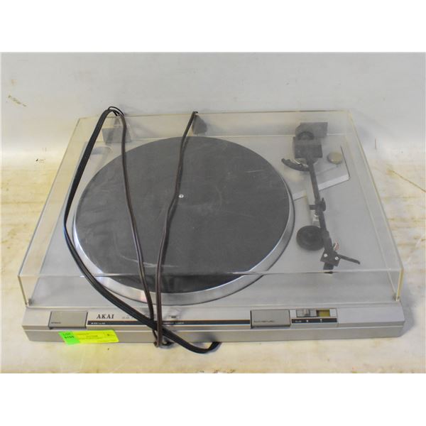 AKAI AP-D2 TURNTABLE