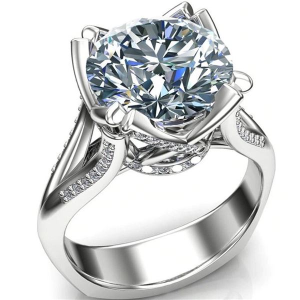 SZ 7 5.57 CT ROUND MOISSANITE RING 925S