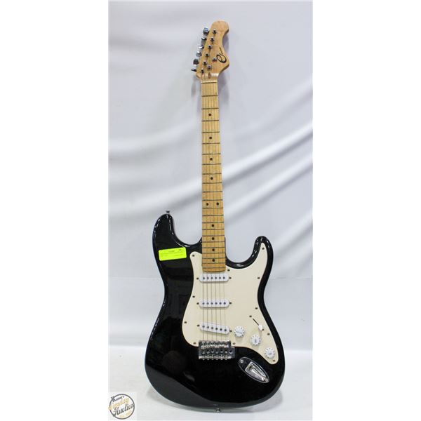 CLEEA STRAT STYLE BLACK WITH SOFT CASE