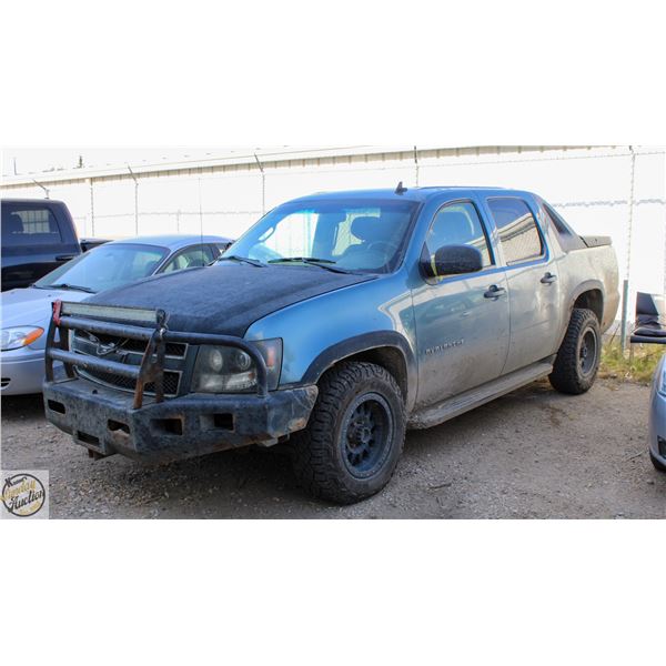 UNRESERVED! 2010 GMC AVALANCHE