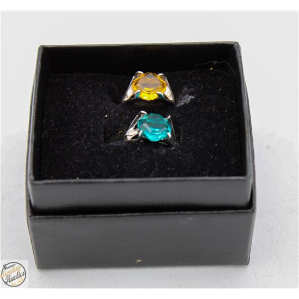 BOX W/ 2 STERLING SILVER RINGS, SIZES 6 & 6.5