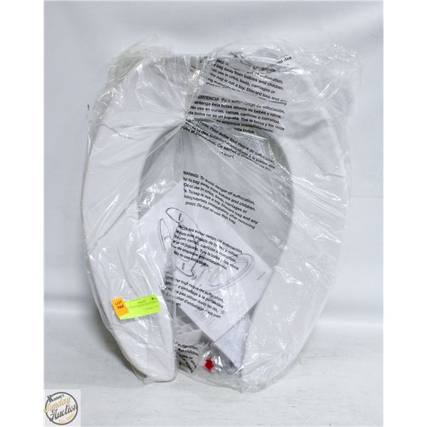 NEW WHITE REPLACEMENT TOILET SEAT