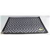 Image 1 : NEW LARGE OUTDOOR MAT