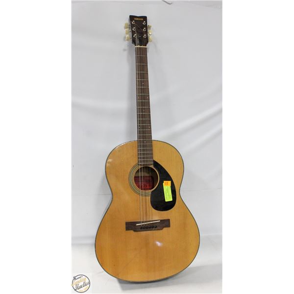 YAMAHA FG75 ACOUSTIC 6 STRING GUITAR