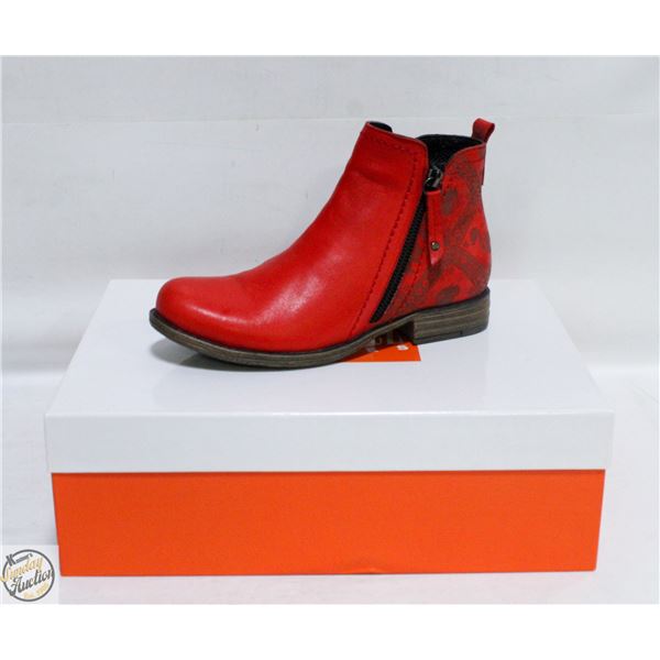 FREIGHT CLAIM: KUNITZ FAMILY SWEATER SZ 36 SHOES