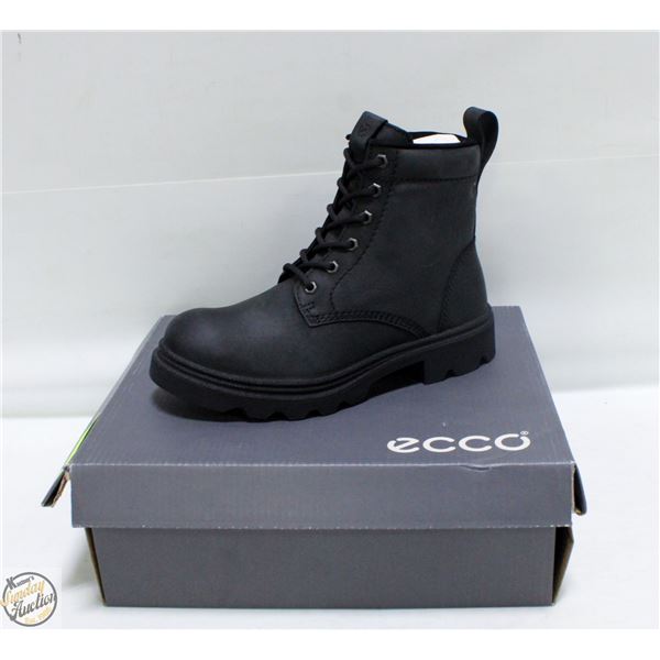 FREIGHT CLAIM: ECCO GRAINER MID LACEUP SIZE 37