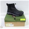 Image 1 : FREIGHT CLAIM: KEEN GRETA CHELSEA BOOTS SIZE 8