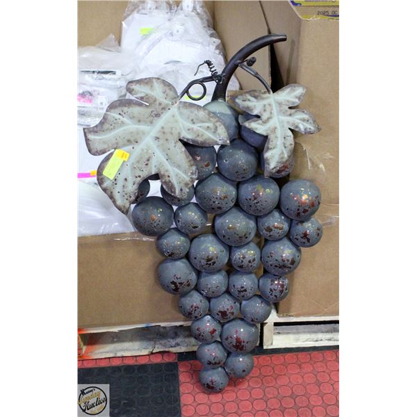 SHOWROOM FLOOR MODEL BLACK RED GRAPE