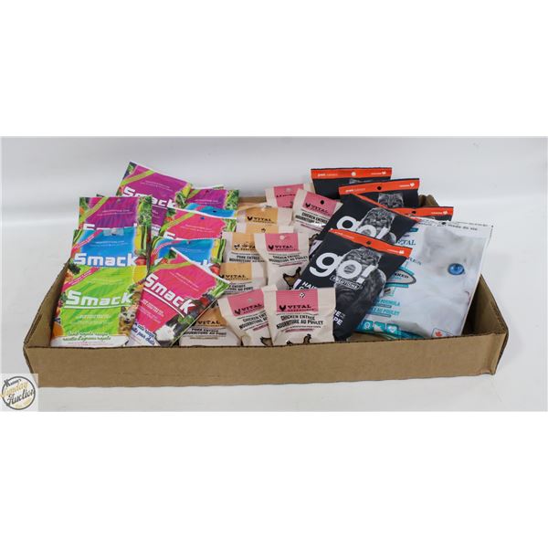 SAMPLE PACKS OF CAT SNACKS/FOOD