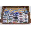 Image 1 : FLAT OF 24 ASSORTED HOT WHEELS