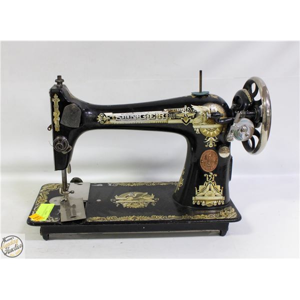 1910 SINGER SEWING MACHINE