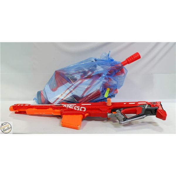 LARGE LOT OF ESTATE FULLY FUNCTIONAL NERF GUNS