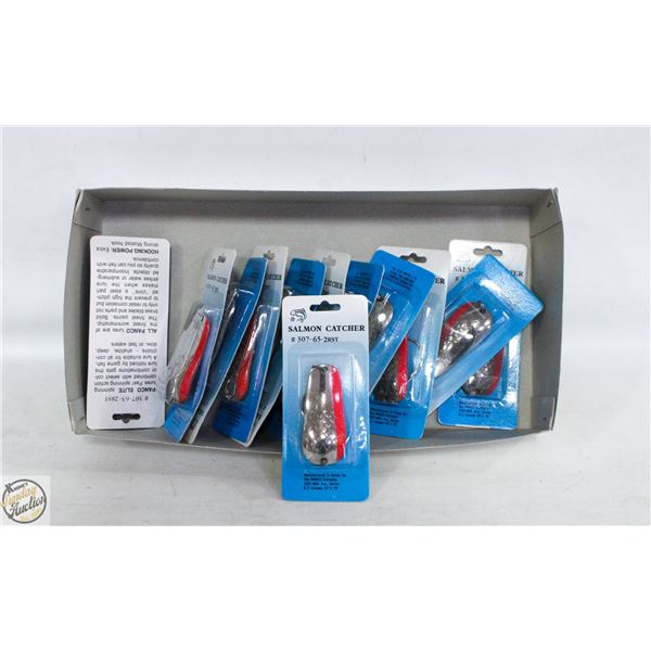 12 NEW PIKE/SALMON FISHING HOOKS