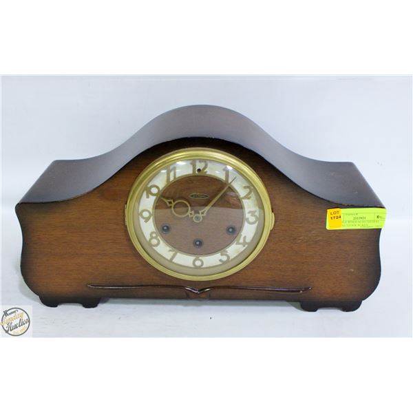 VINTAGE WOOD SETH THOMAS MANTEL CLOCK W/ KEY