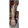 Image 1 : FLOOR VASE W/WICKER STICK DECOR CONTENTS