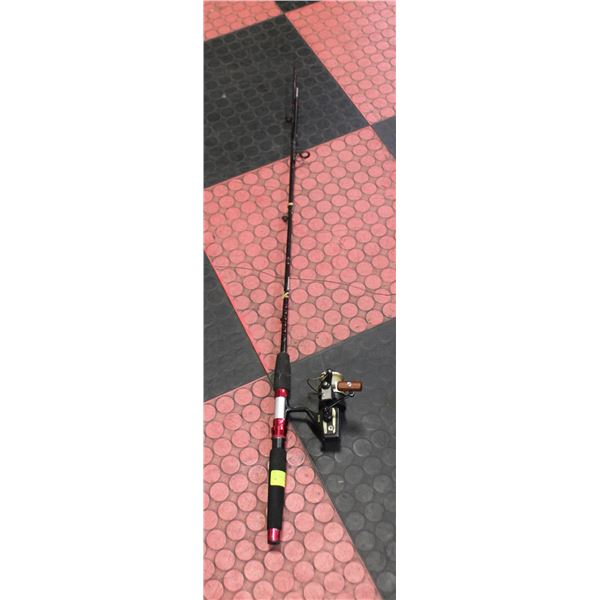 MITCHEL FISHING ROD W/DAIWA BG13 3 BEARING REEL