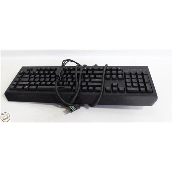RAZER BLACK WIDOW CHROMA KEYBOARD