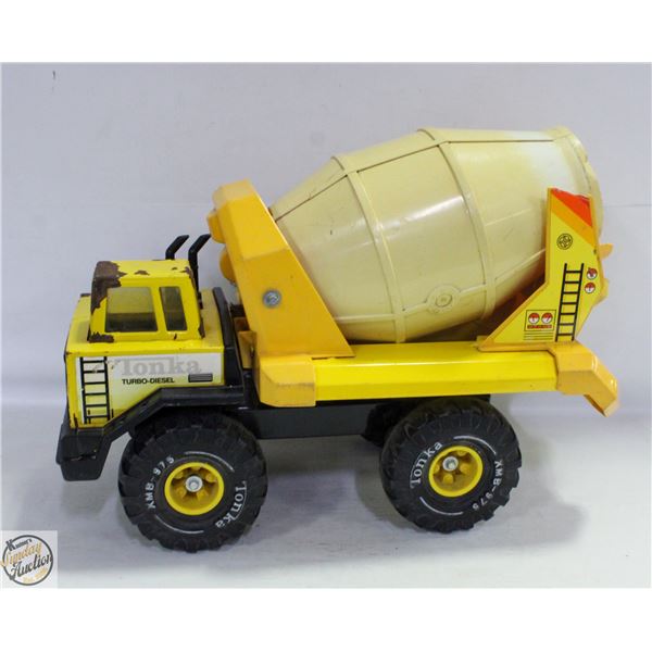 TONKA VINTAGE CEMENT MIXER TRUCK (STEEL) 18”X9”