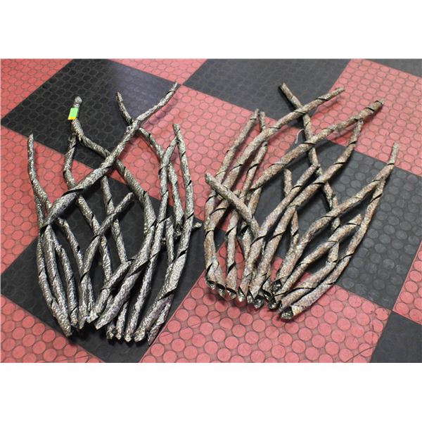 SHOW HOME FLOOR MODEL - 2 WALL HANGING METAL REEDS