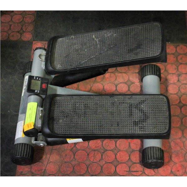 SUNNY HEALTH & FITNESS STEPPER