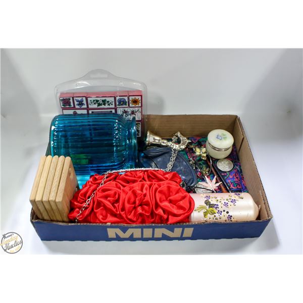 FLAT OF ESTATE LADIES DESKTOP MISC