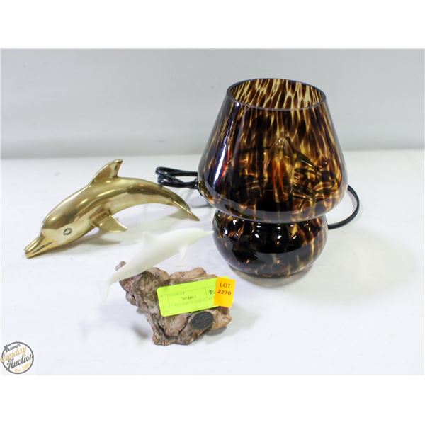 LOT OF 2 DOLPHINS AND GLASS LAMP